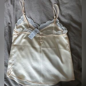 Light yellow lace trim Abercrombie tank size SMALL